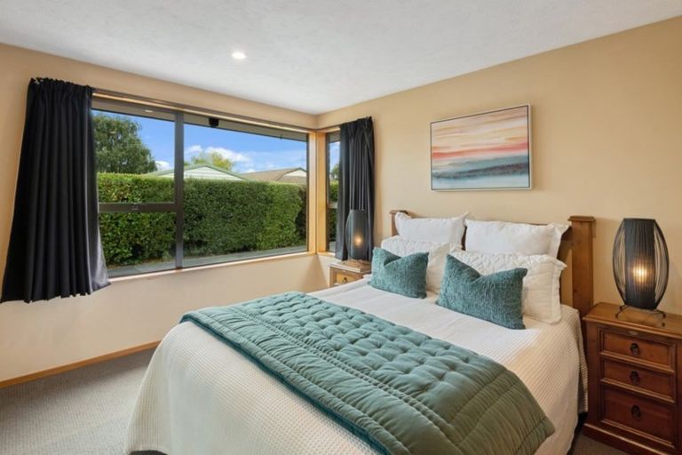 Photo of property in 25 Shannon Place, Belfast, Christchurch, 8051