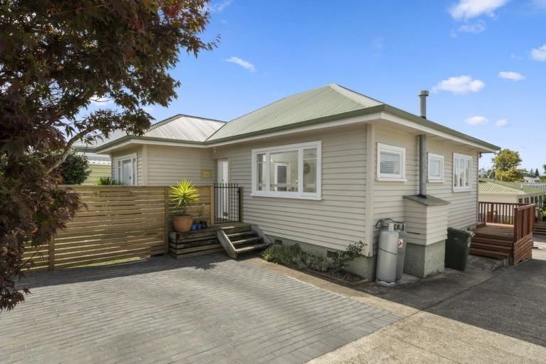 Photo of property in 11 Stewart Street, Te Puke, 3119