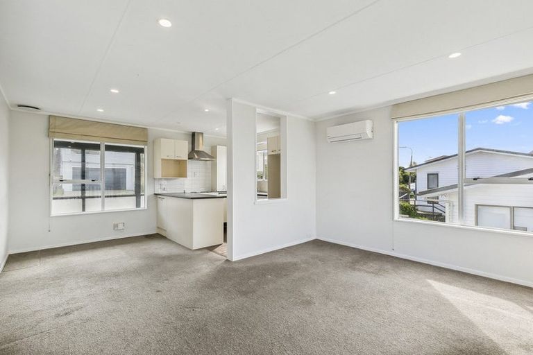 Photo of property in 24a Gurkha Crescent, Khandallah, Wellington, 6035
