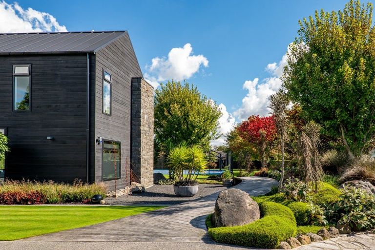 Photo of property in 18 Quarters Place, Halswell, Christchurch, 8025