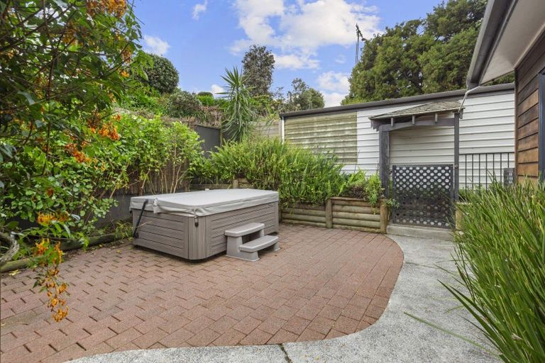 Photo of property in 11 East Street, Raglan, 3225