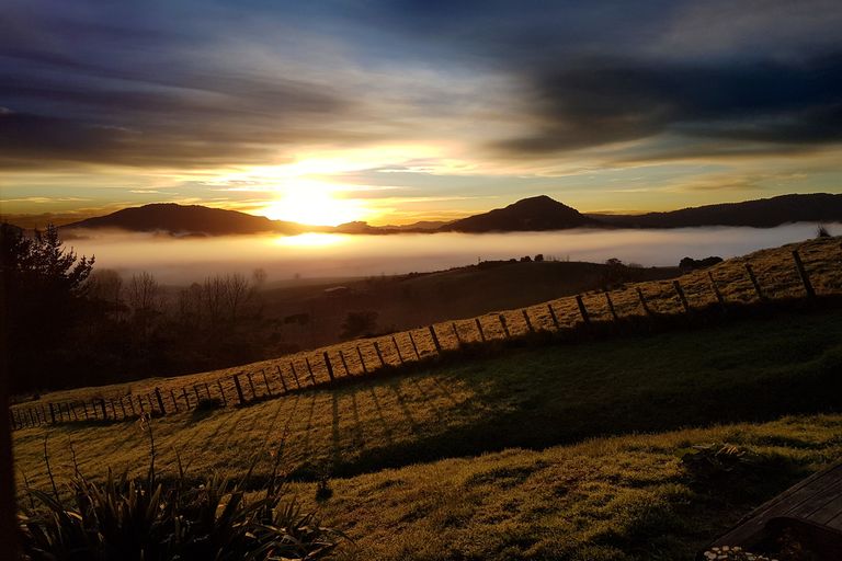 Photo of property in 129 Guy Road, Kaipara Flats, Warkworth, 0981