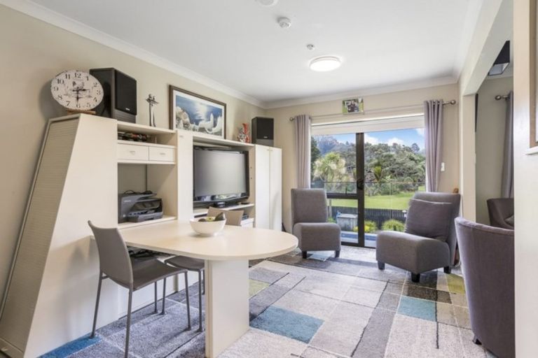 Photo of property in 2d/25 Weranui Road, Waiwera, Orewa, 0994