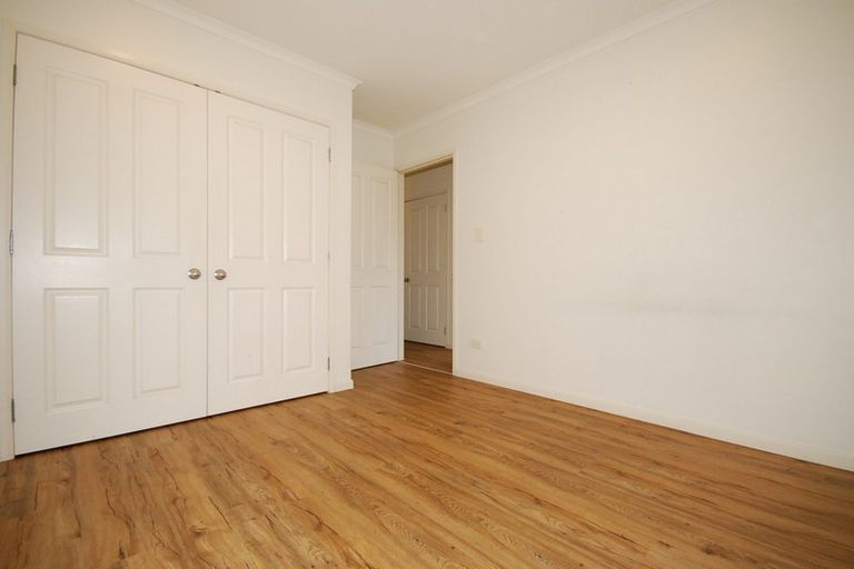 Photo of property in 74 Redcastle Drive, East Tamaki, Auckland, 2013