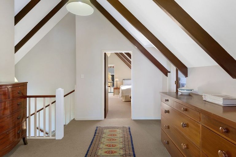 Photo of property in 11 Merlincote Crescent, Governors Bay, Lyttelton, 8971