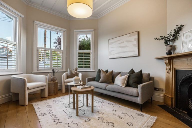 Photo of property in 16 Calliope Road, Devonport, Auckland, 0624