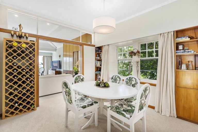 Photo of property in 225 Marine Parade, Seatoun, Wellington, 6022