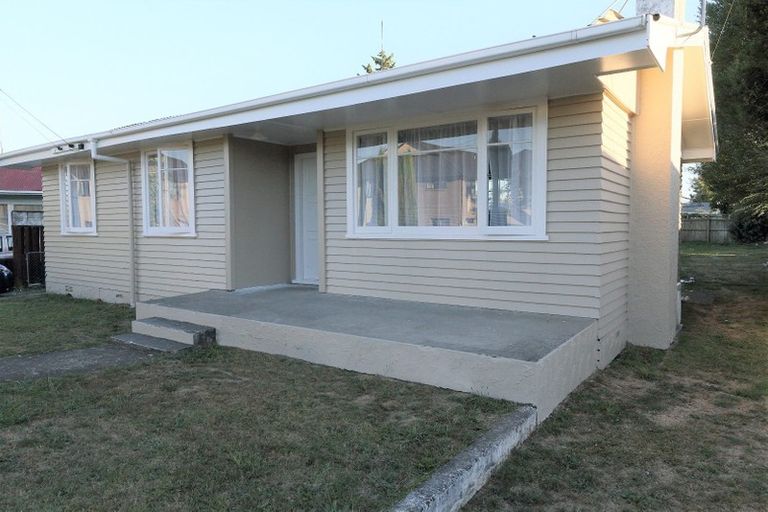 Photo of property in 14 Vesty Avenue, Hillcrest, Hamilton, 3216