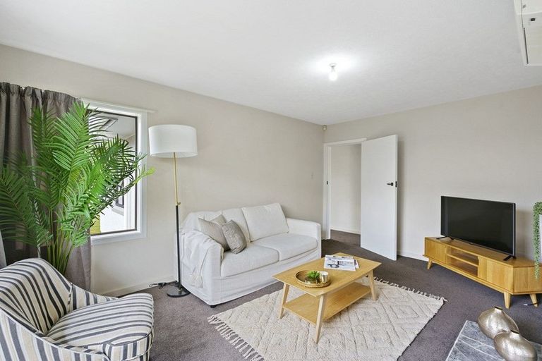 Photo of property in 31 Charlcott Street, Burnside, Christchurch, 8053