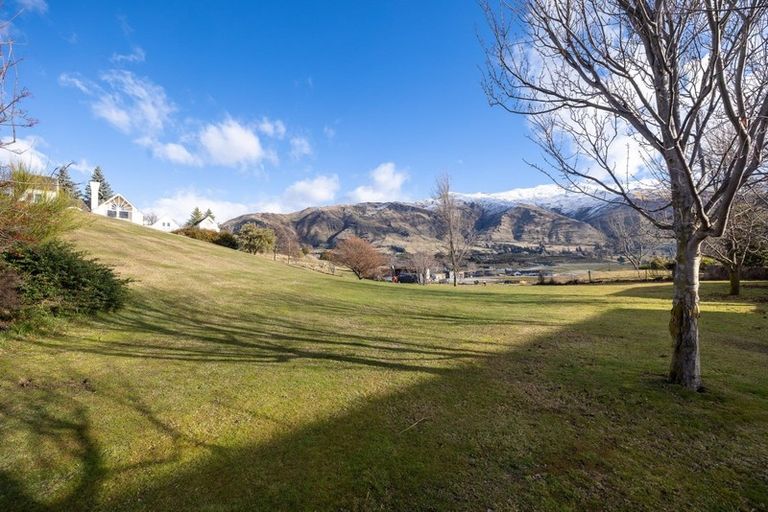 Photo of property in 157 Stone Street, Wanaka, 9305