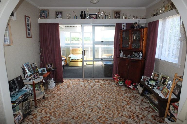 Photo of property in 9 Carthew Terrace, Foxton Beach, Foxton, 4815