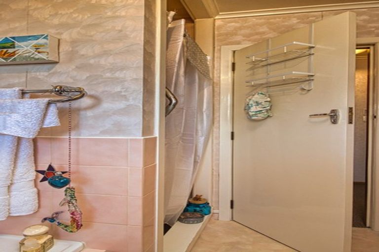 Photo of property in 72 Alexander Avenue, Onekawa, Napier, 4110