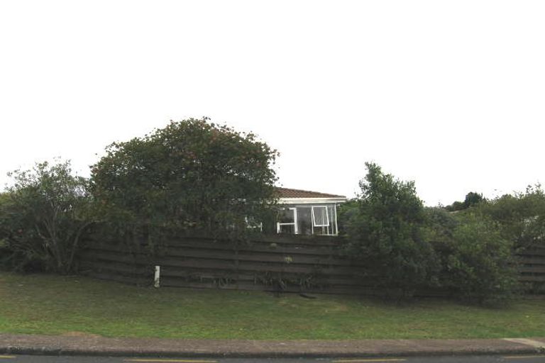 Photo of property in 1/47 Glamorgan Drive, Torbay, Auckland, 0630