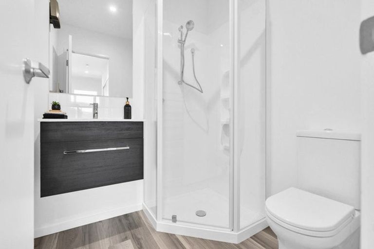Photo of property in 37 Cunliffe Road, Redwood, Christchurch, 8051