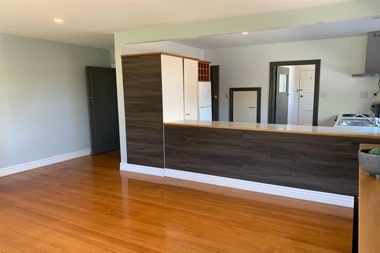 Photo of property in 57 Searells Road, Strowan, Christchurch, 8052