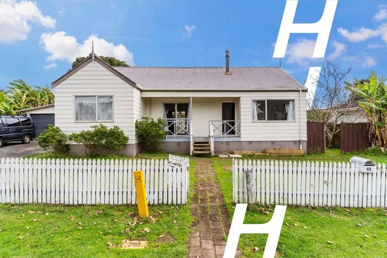 Photo of property in 43 Frobisher Way, Clendon Park, Auckland, 2103