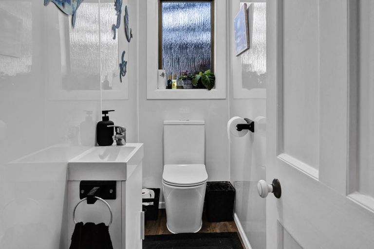 Photo of property in 73 Puriri Street, Hawera, 4610