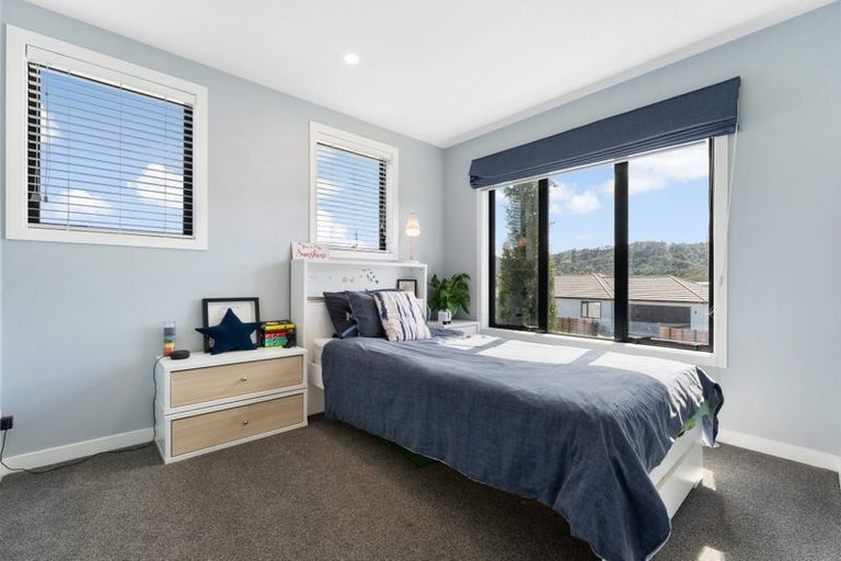 Photo of property in 3 Vogwill Road, Kumeu, 0810