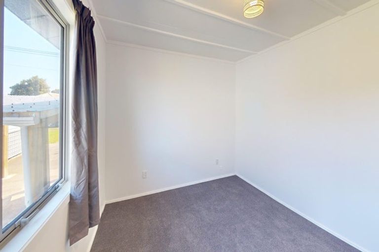Photo of property in 14a Carson Street, Castlecliff, Whanganui, 4501