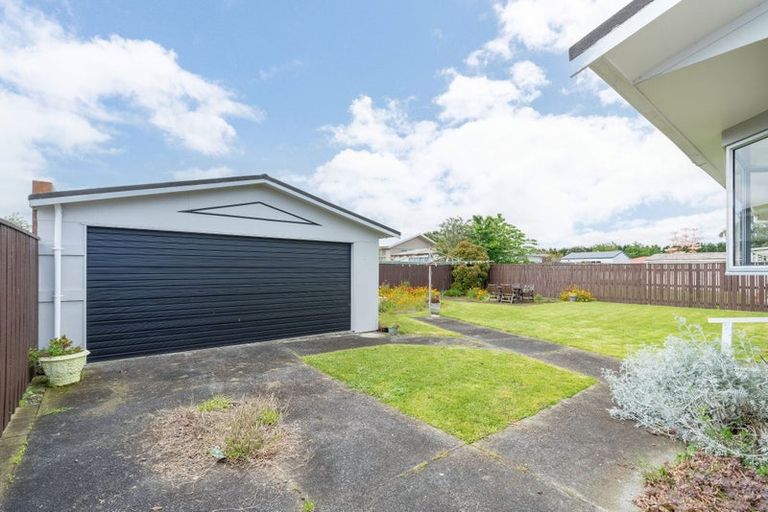 Photo of property in 31 Solway Street, Levin, 5510