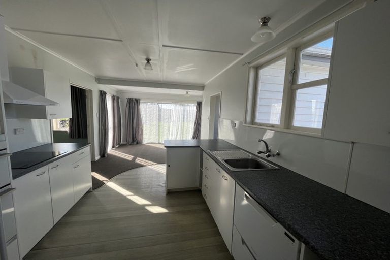 Photo of property in 7 Milne Street, Sanson, 4817