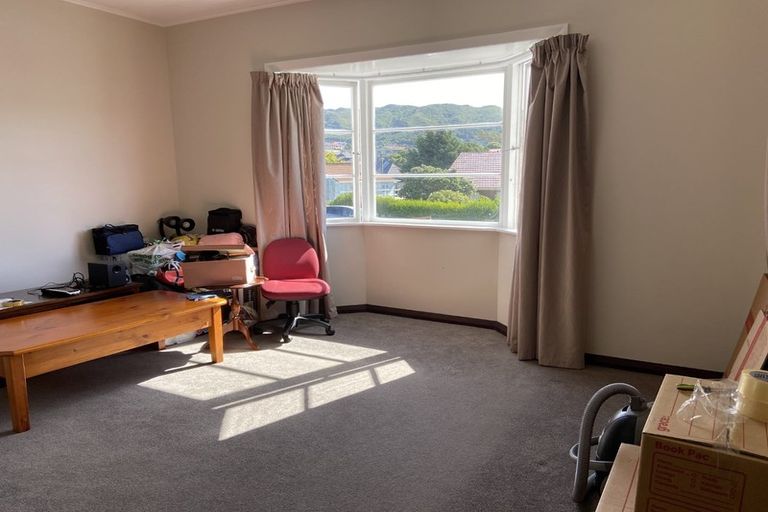 Photo of property in 9 Bould Street, Johnsonville, Wellington, 6037