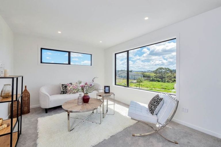 Photo of property in 30 Kearns Drive, Hobsonville, Auckland, 0616