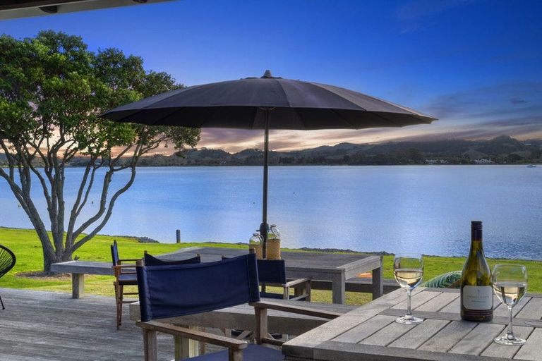 Photo of property in 45 North West Anchorage, Omaha, 0986