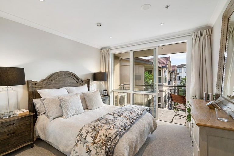 Photo of property in 98b/30 Ambassador Glade, Orewa, 0931