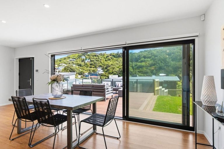 Photo of property in 1 Ara Haewai, Houghton Bay, Wellington, 6023