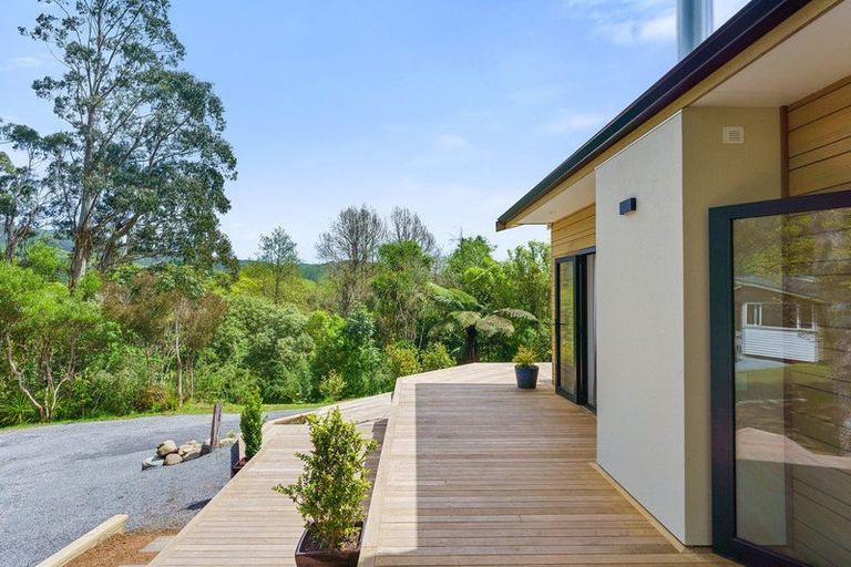 Photo of property in 76 Parenga Road, Hautere, Otaki, 5582