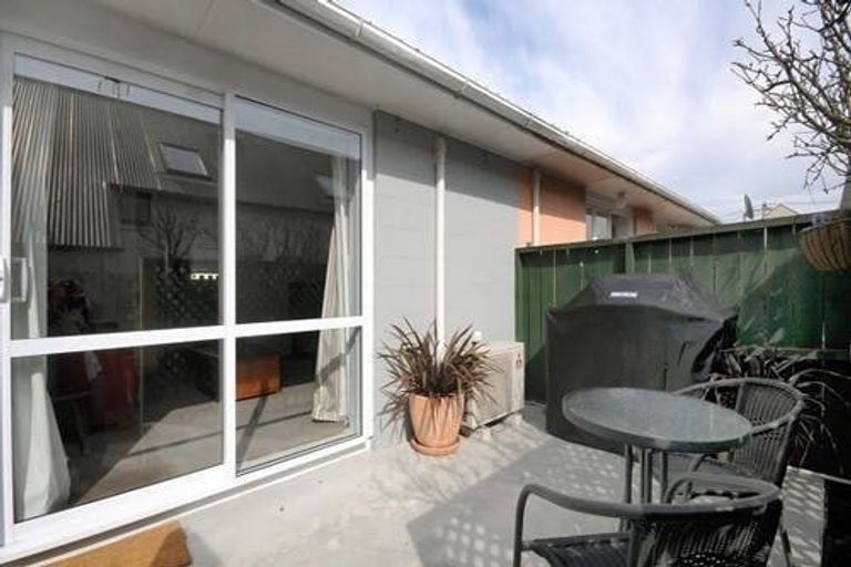 Photo of property in 3/30 Stoneyhurst Street, St Albans, Christchurch, 8014