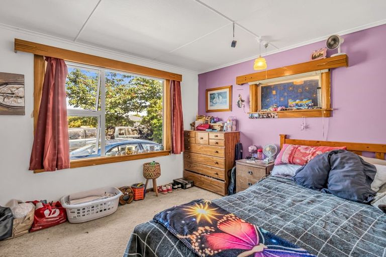 Photo of property in 4 Suther Street, Waverley, 4510