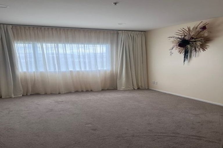 Photo of property in Ellerslie Court, 2/3c Harrison Road, Mount Wellington, Auckland, 1060