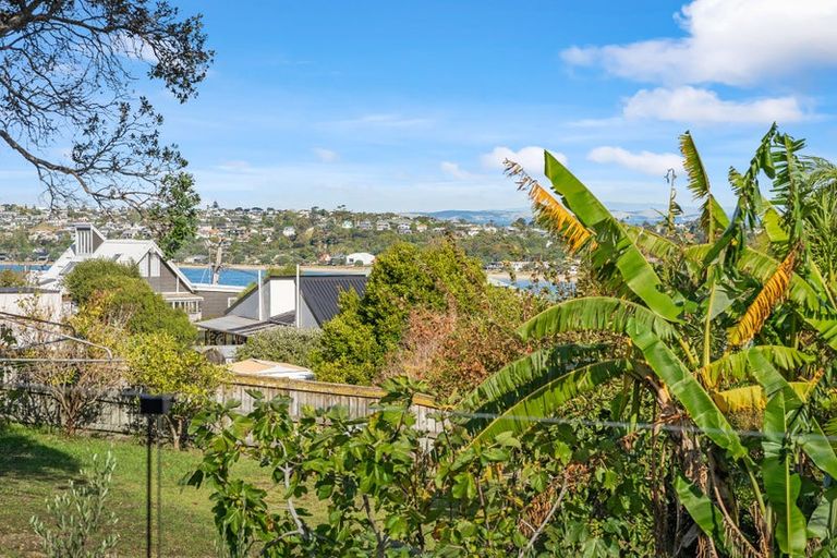 Photo of property in 63 Ardern Avenue, Stanmore Bay, Whangaparaoa, 0932