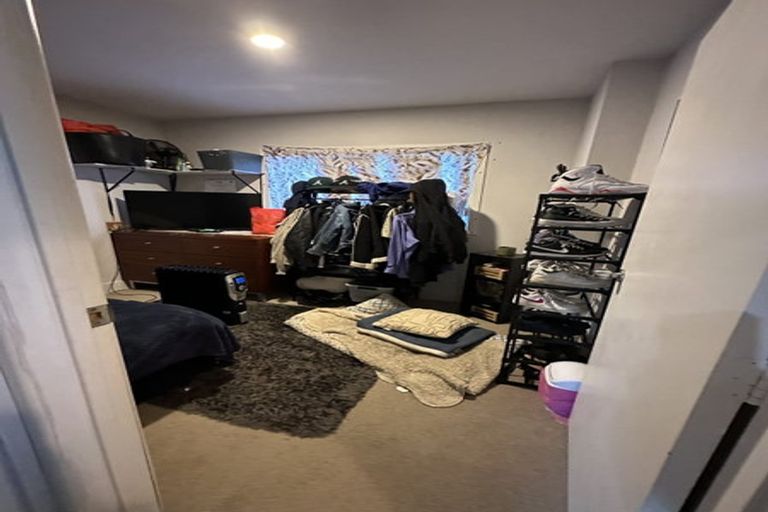 Photo of property in 6 Minton Place, Manurewa, Auckland, 2102