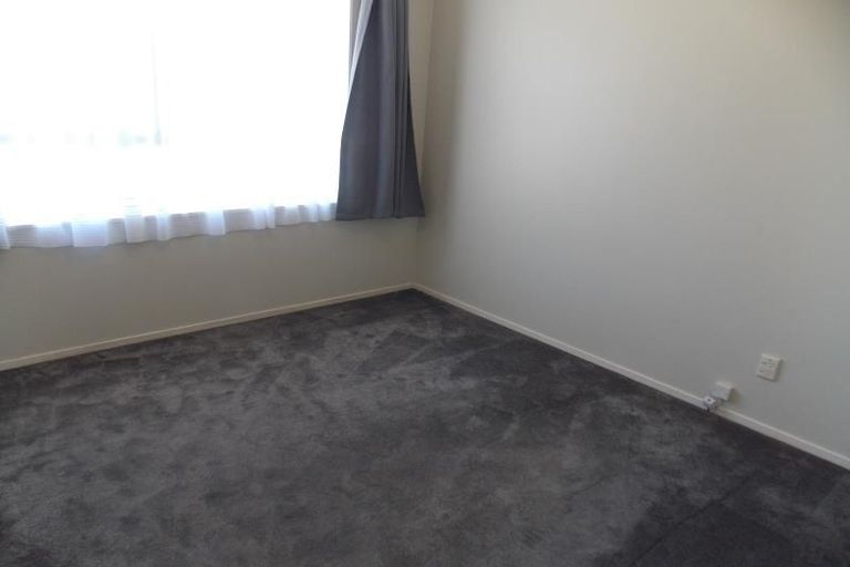 Photo of property in 66 Percy Dyett Drive, Karori, Wellington, 6012