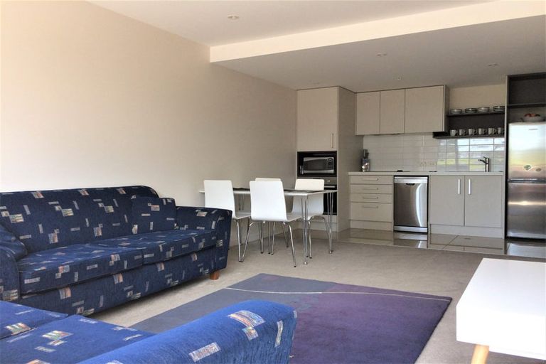 Photo of property in Nouvo Apartments, 1a/21 Rugby Street, Mount Cook, Wellington, 6021