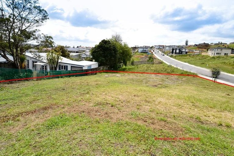 Photo of property in 2 Shibata Rise, Ranui, Auckland, 0612