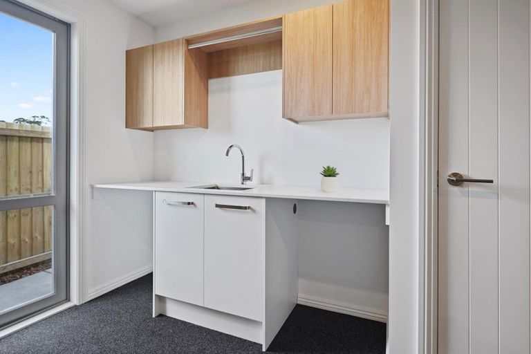 Photo of property in 12 Mackinnon Street, Marshland, 8083