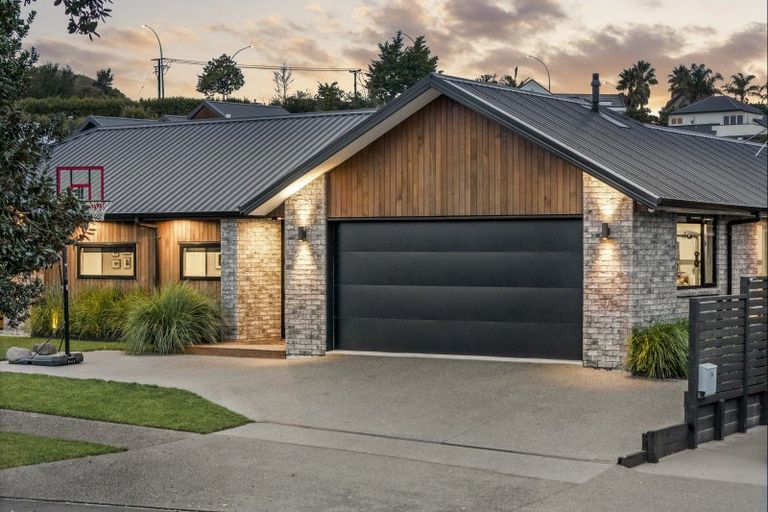 Photo of property in 17 Riverpoint Glade, Flagstaff, Hamilton, 3210