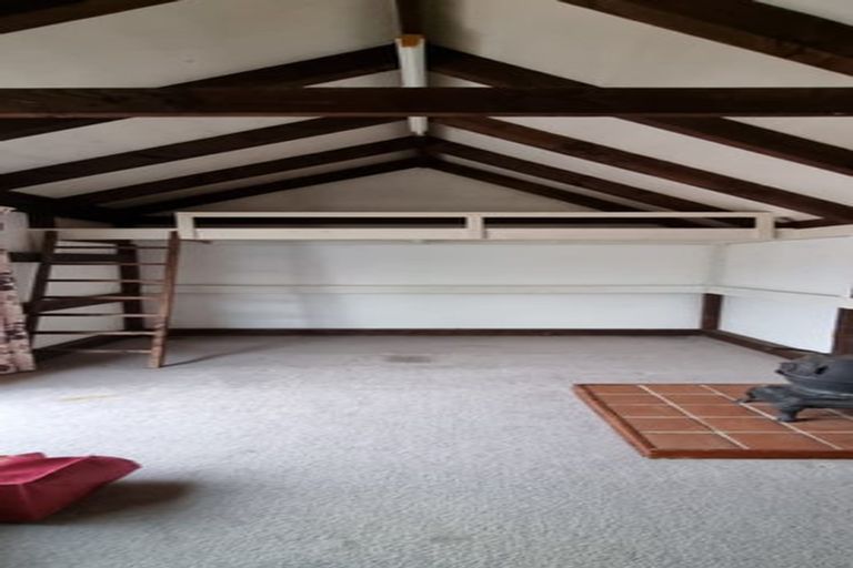 Photo of property in 27 Morton Avenue, Forrest Hill, Auckland, 0620