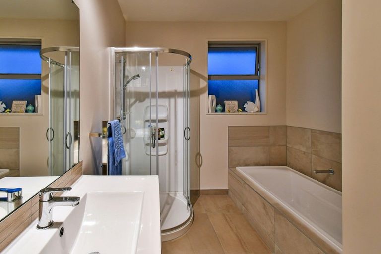 Photo of property in 10 Balmore Crescent, Pokeno, 2402