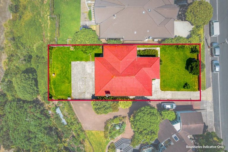 Photo of property in 70 Seacliffe Avenue, Narrow Neck, Auckland, 0622