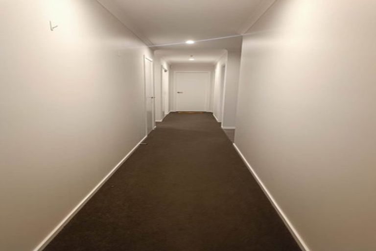 Photo of property in 90 Johnstone Drive, Fitzherbert, Palmerston North, 4410