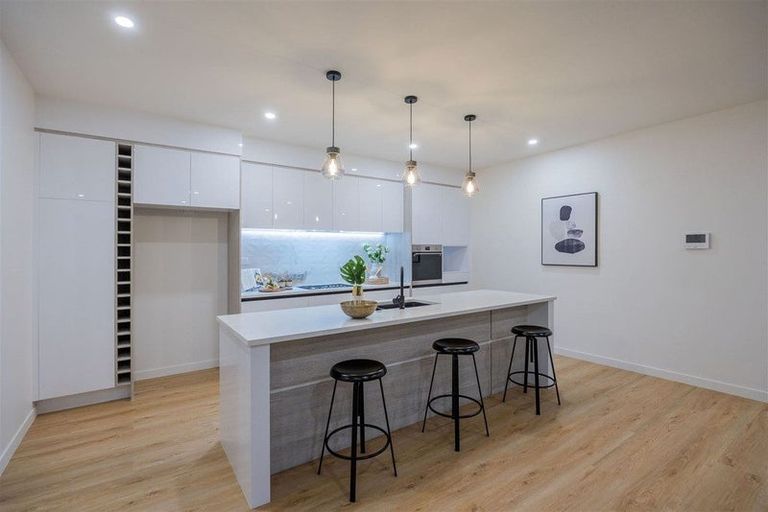 Photo of property in 9 Cutfield Lane, Kumeu, 0810