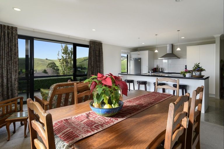Photo of property in 1 Matariki View, Welcome Bay, Tauranga, 3112