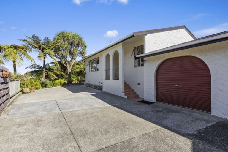 Photo of property in 13a Westpoint Avenue, Harbour View, Lower Hutt, 5010