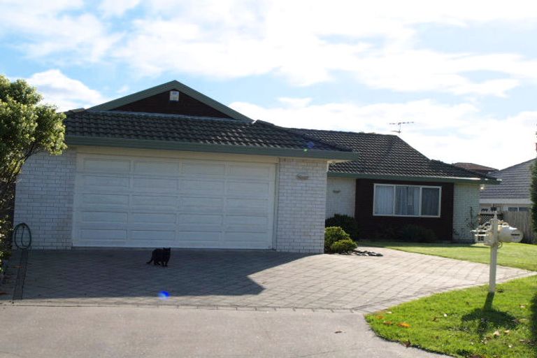 Photo of property in 34 Astoria Place, Northpark, Auckland, 2013