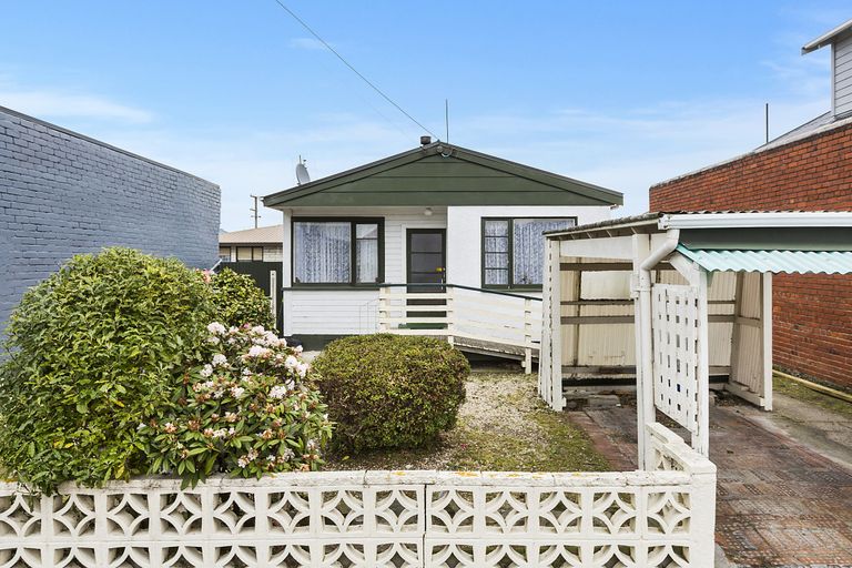 Photo of property in 7 Hall Street, South Dunedin, Dunedin, 9012